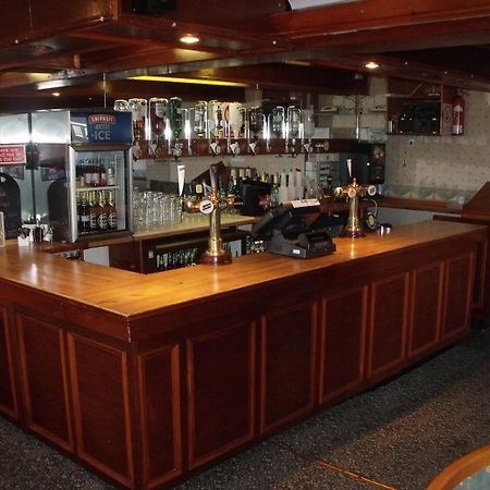 Tafarn Y Rhos Otel Llangefni Dış mekan fotoğraf